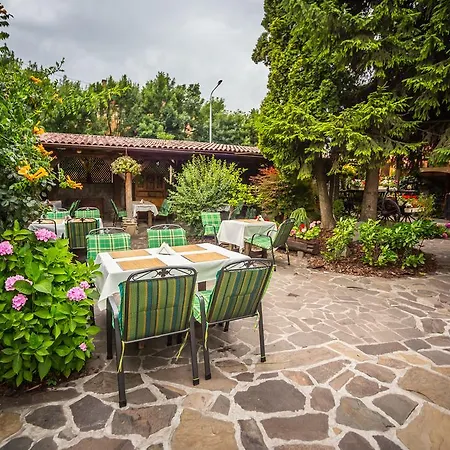 Trattoria Πανσιόν Πρέσοβ